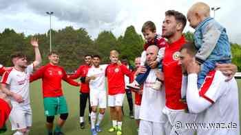 Bezirksliga Fußball mit VfB Annen vs SF Wanne in Witten - WAZ News