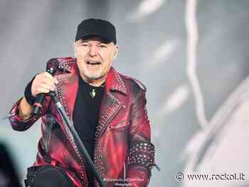 Vasco Rossi: “Appena ti prendo da sola ti lecco la…” - Rockol.it