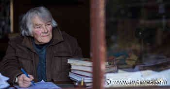 Dervla Murphy, Travel Writer Who Preferred Her Bike, Dies at 90