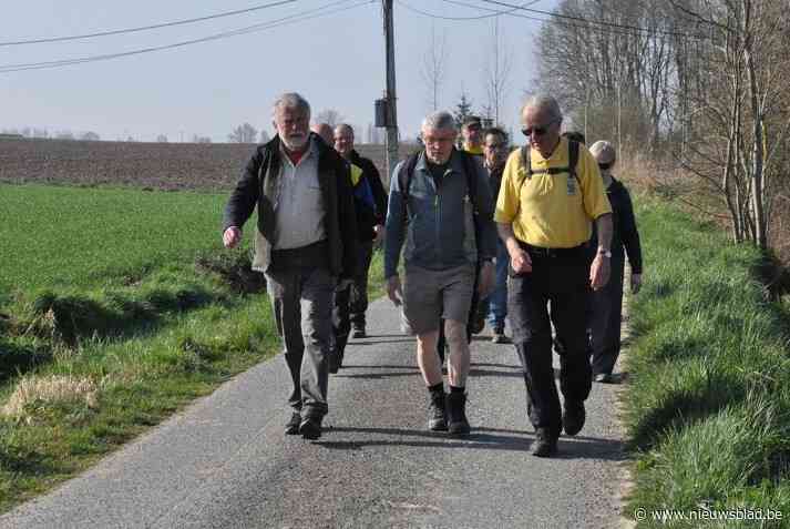 “We tasten in het duister over de precieze omstandigheden”: Alex (77) overleden na tragisch ongeval tijdens wandelvakantie in Montenegro