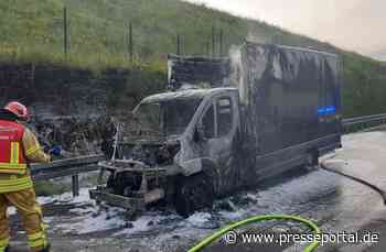 FW Ratingen: Fahrzeugbrand - starke Rauchentwicklung auf der Autobahn