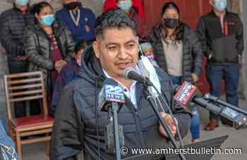Amherst vigil to support Guatemalan immigrant Lucio Perez in advance of court hearing - Amherst Bulletin