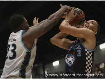 Gallery: Montreal Alliance debuts its basketball season in Verdun - Standard Freeholder