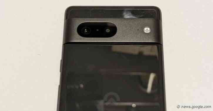 Google Pixel 7 prototype shows up online with textured metal frame [Gallery] - 9to5Google