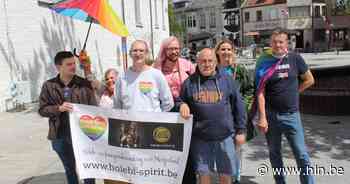 Eerste bescheiden regenboogoptocht door Meetjesland: “Nood aan ontmoetingsplaats voor holebi's” - Het Laatste Nieuws