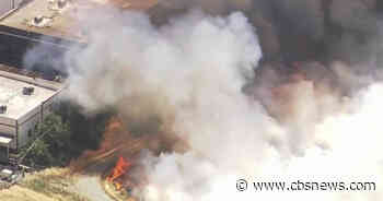 Brush fire forces evacuations at Concord business park near Highway 4 - CBS News