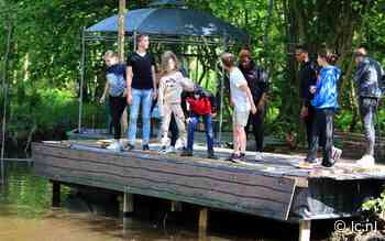 Première openluchtspel Peer Gynt van Masquerade Theater Jongerein in Oudwoude - Leeuwarder Courant