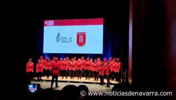 [VÍDEO] El debut del coro de la Policía Foral con 'Lau teilatu' - Noticias de Navarra