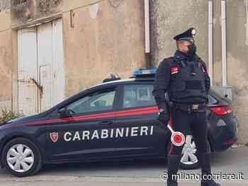 Vimercate, droga a scuola: studente non consegna il cellulare per il compito, arrivano i carabinieri e gli... - Corriere Milano