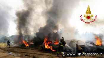 Incendio a Sestu, in fiamme nove auto - L'Unione Sarda.it