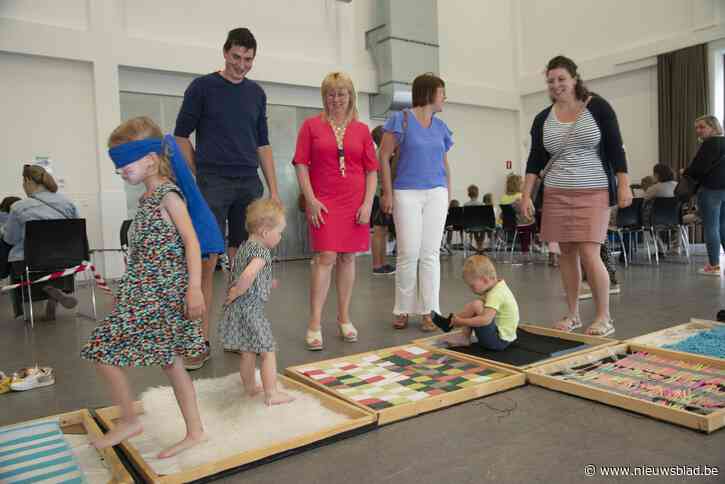 Kindercarrousel wijst ouders de weg naar Huis van het Kind