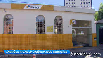 Agência dos Correios é invadida em Mateus Leme (MG) - noticias.r7.com