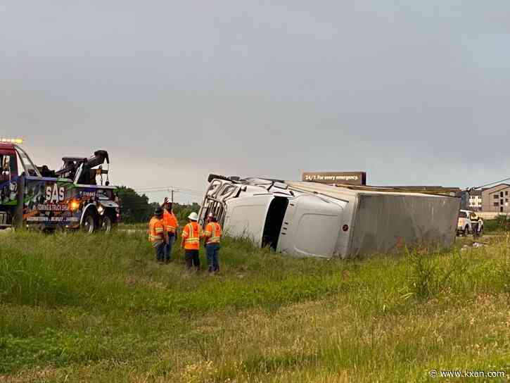 SH 130 southbound at Gattis School Road reopens after semi-truck crash