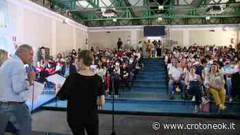 Scuola, riprese le attività sportive a Crotone dopo i due anni di pandemia: premiati docenti e studenti ~ CrotoneOk.it - CrotoneOK.it