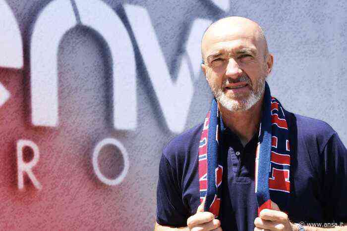 Calcio: Franco Lerda nuovo allenatore del Crotone - Agenzia ANSA