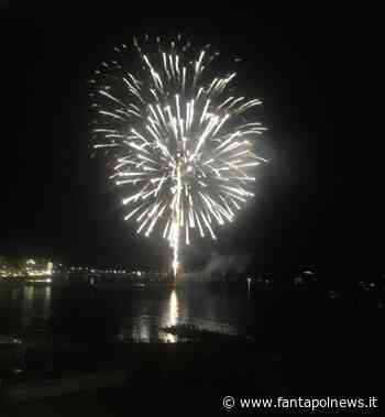 Crotone: I fuochi d'artificio salutano il ritorno della Madonna di Capocolonna - Fantapol News