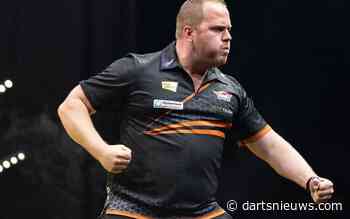 Van Duijvenbode is ambitieus: 'Elk toernooi wil ik minimaal de kwartfinales halen' - Dartsnieuws.com