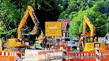 Mal wieder Stau auf der B 294: Kreisverkehr soll "sehr großen Nutzen" für Höfen bringen