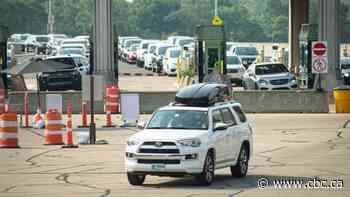 COVID-19 measures to remain at border for at least another month