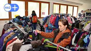 Sehnde: Stöberkiste öffnet wieder: Stadt übernimmt Kleiderausgabe von AWO - HAZ