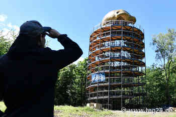Kurioser Turm bei Mettmann öffnet bald: Warum ein riesiger Schädel das Dach formt! - TAG24