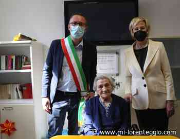 Giussano festeggia la centenaria Assunta Vendramini - MI-LORENTEGGIO.COM - LE ULTIME NOTIZIE DI CRONACA, POLITICA, ANNUNCI, SPORT, FOTO E VIDEO DI MILANO E LA LOMBARDIA - Mi-Lorenteggio