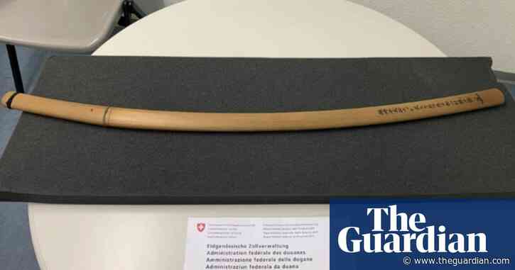 14th-century samurai sword found in car at Swiss border