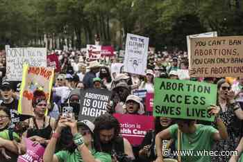 NY lawmakers begin voting on legal protections for abortions
