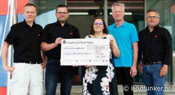 BRUCHSAL | SEW-Benefizradler übergeben Spende für krebskranke Kinder | NEWS | Heute - Landfunker