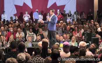 Thousands show support for Pierre Poilievre in Saskatoon