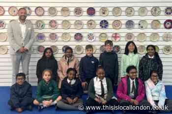 Platinum Jubilee gallery open at St Nicholas Shopping Centre in Sutton