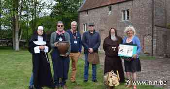 13de-eeuwse abdijsite decor voor gloednieuwe 'varkensommegang' | Assenede | hln.be - Het Laatste Nieuws