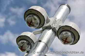 Videoüberwachung in Stuttgart: Polizei sucht Zeugen der gefilmten Schlägerei - Stuttgarter Nachrichten