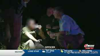 Sen. Marshall taps into medical training during trip to southern border - WIBW