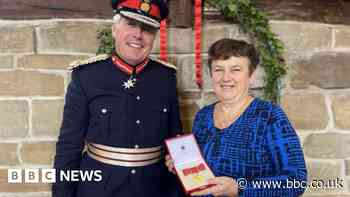 Warwickshire dementia cafe recognised in Jubilee award