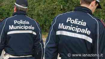 Fucecchio: in fuga dalla polizia municipale, i pusher perdono la droga - LA NAZIONE