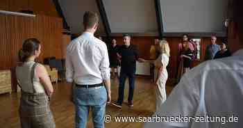 Tanz - Workshop mit Joachim Llambi in Tanzschule Hinsberger in Neunkirchen - Saarbrücker Zeitung