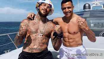 Alexis Sánchez compartió en sus vacaciones en Ibiza con destacado boxeador italiano - AlAireLibre.cl