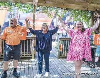 Horwath makes third stop in Bay of Quinte region - The Kingston Whig-Standard
