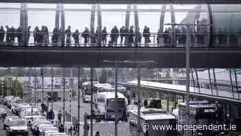 Scan machines that could cut Dublin Airport queues in half still 18 months away - Independent.ie