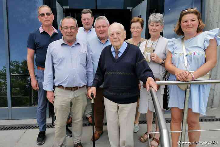 Sylvain (99) slaat al 35 jaar geen enkele week een lunch over in restaurant van hotelschool