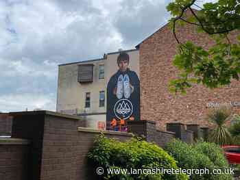 Liam Gallagher: Mural unveiled in Blackburn on eve of Knebworth gigs