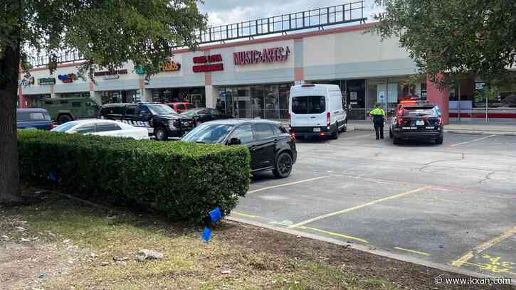 Man claiming to be armed inside Round Rock business taken into custody