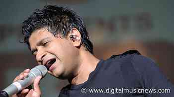 Bollywood Playback Singer KK Dies, Age 53