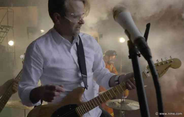 Watch video for Death Cab For Cutie’s new single ‘Roman Candles’