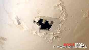 "La scuola di Monza che fa acqua da tutte le parti": la denuncia dei genitori - MonzaToday