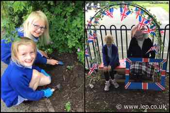 Queen's Jubilee 2022 in Preston: St. Leonard’s Church of England Primary School hold a 'Platinum Planting Picnic' - Lancashire Evening Post