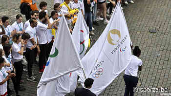 Brussel en 300 jongeren verwelkomen olympische en paralympische vlaggen | Olympische Spelen - sporza.be