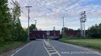 Train removed after blocking Greely Road in Cumberland - Press Herald