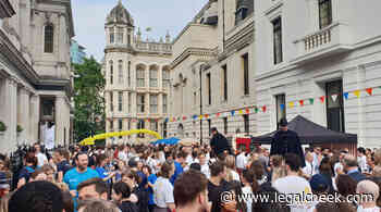 Lord Chief Justice rallies lawyers as countdown to London Legal Walk begins - Legal Cheek